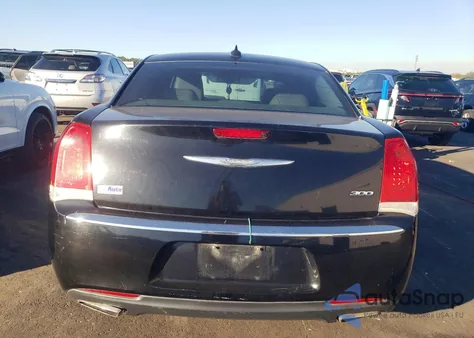 2015 Chrysler 300 Limited из США, поврежденный, VIN 2C3CCAAG4FH853547
